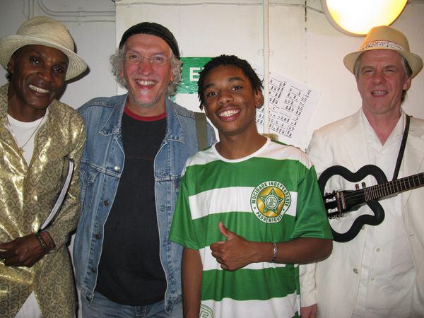 London School of Samba, Bosco De Oliveira & Mocidade Escola at Guanabara Samba Club in London 28th August 2009 Picture credit - Lauren Baker